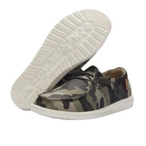 Hey Dude Wendy Camo size 7